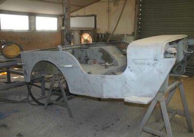 blast clean a willys jeep